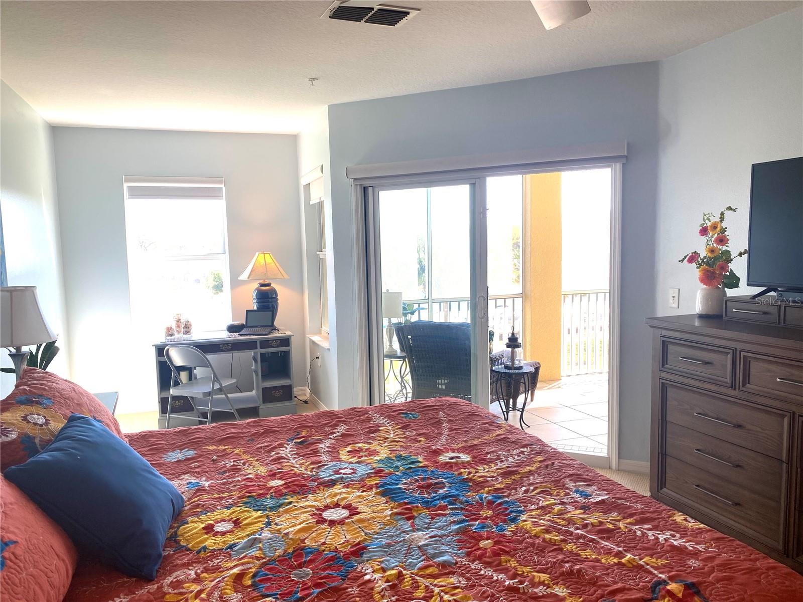 CANOPY WALK PH 7 - Residential