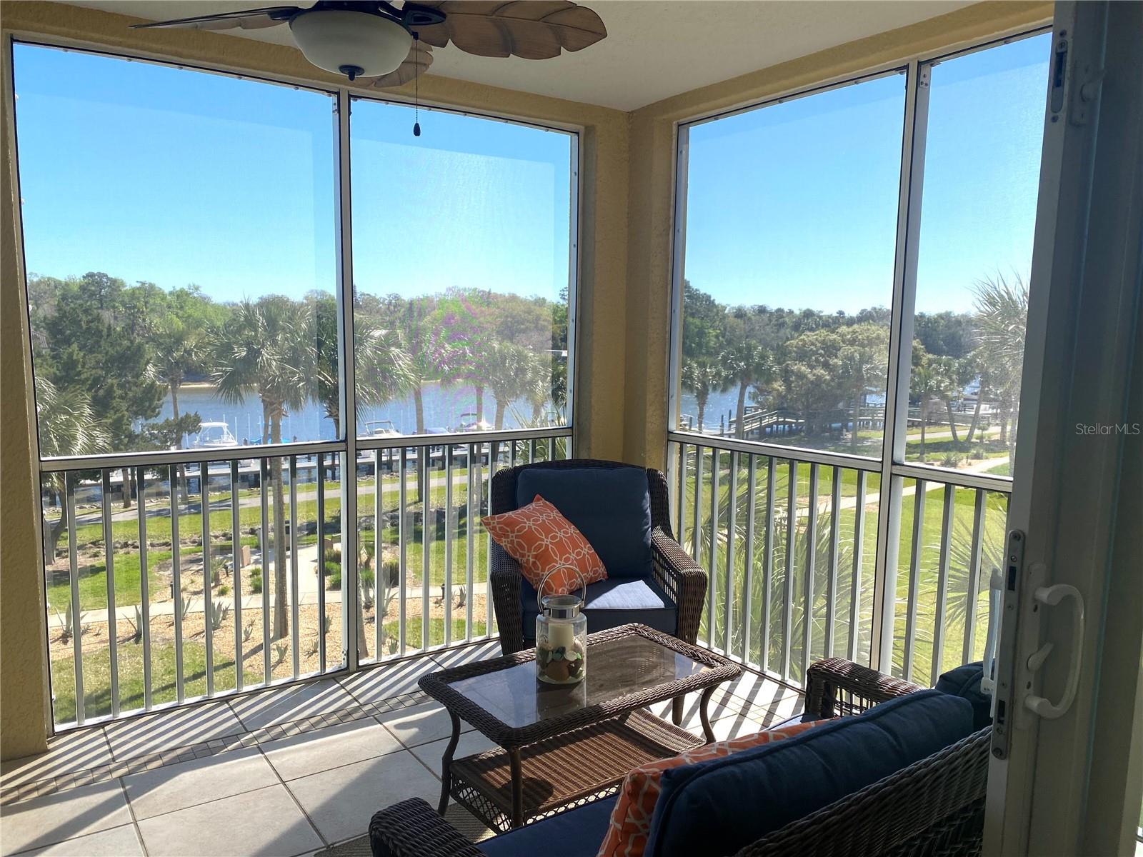 CANOPY WALK PH 7 - Residential