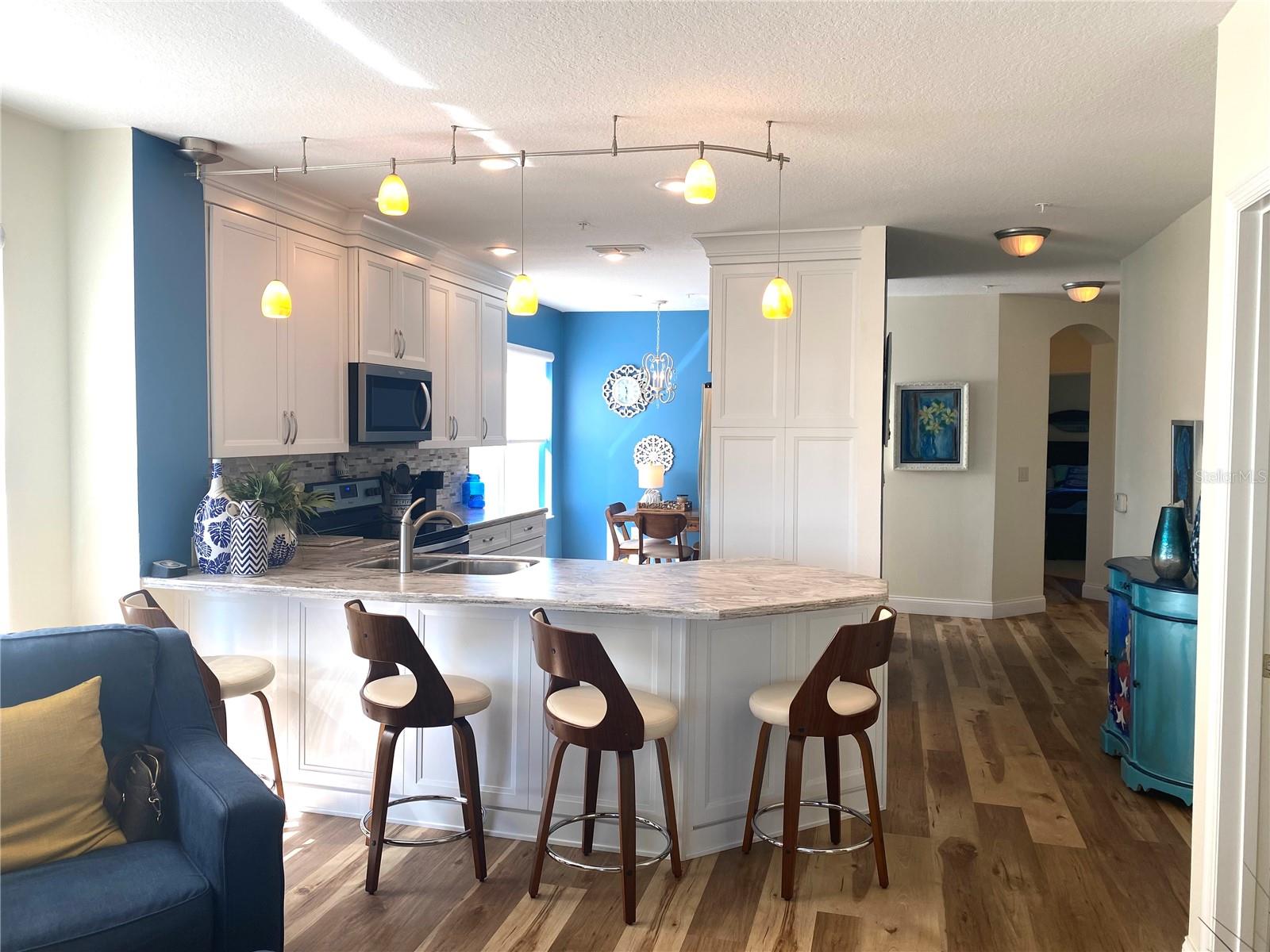 CANOPY WALK PH 7 - Residential