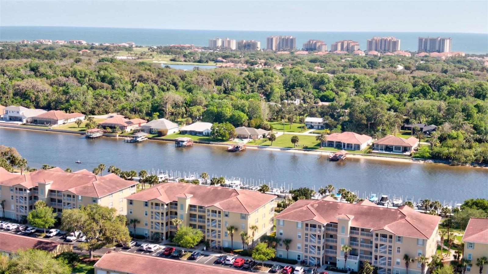 CANOPY WALK PH 7 - Residential