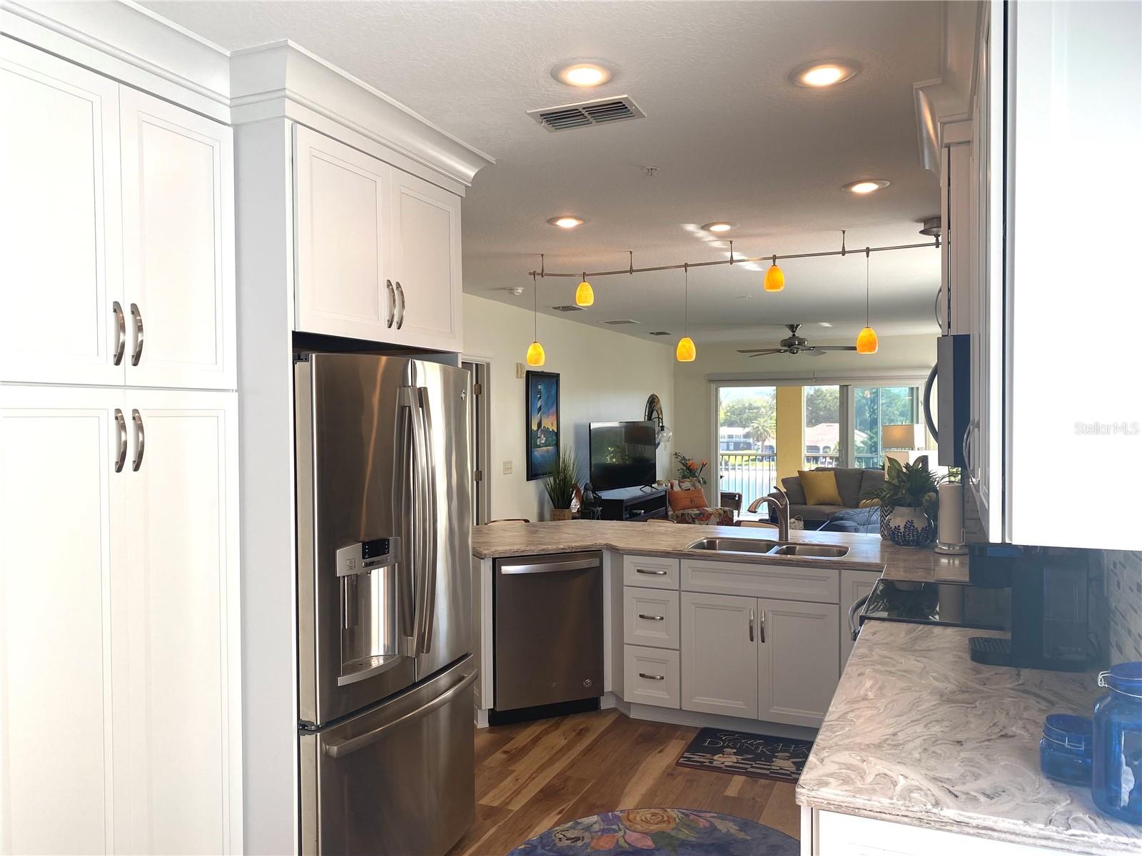 CANOPY WALK PH 7 - Residential