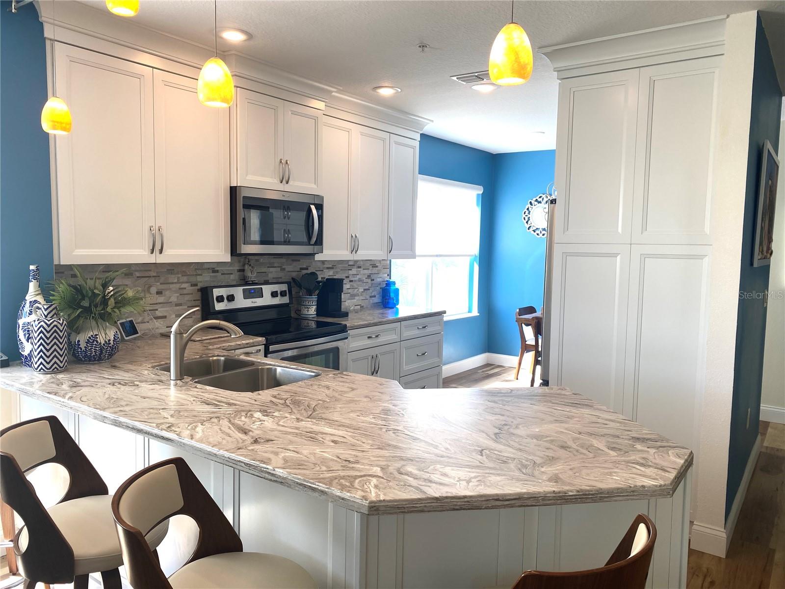 CANOPY WALK PH 7 - Residential