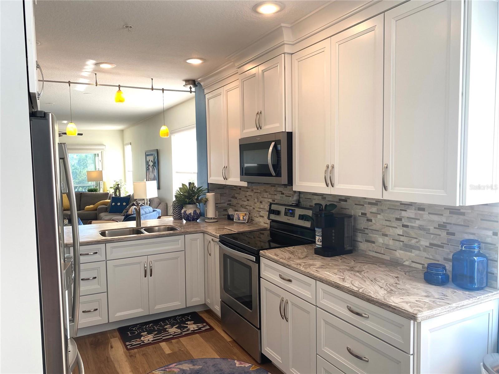 CANOPY WALK PH 7 - Residential