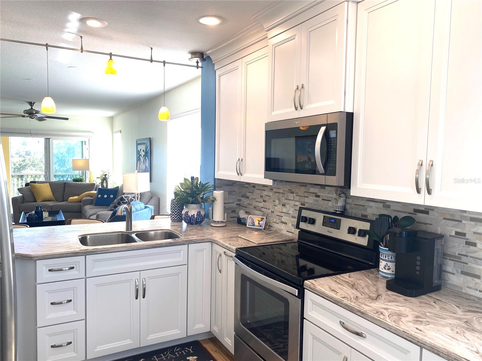 CANOPY WALK PH 7 - Residential