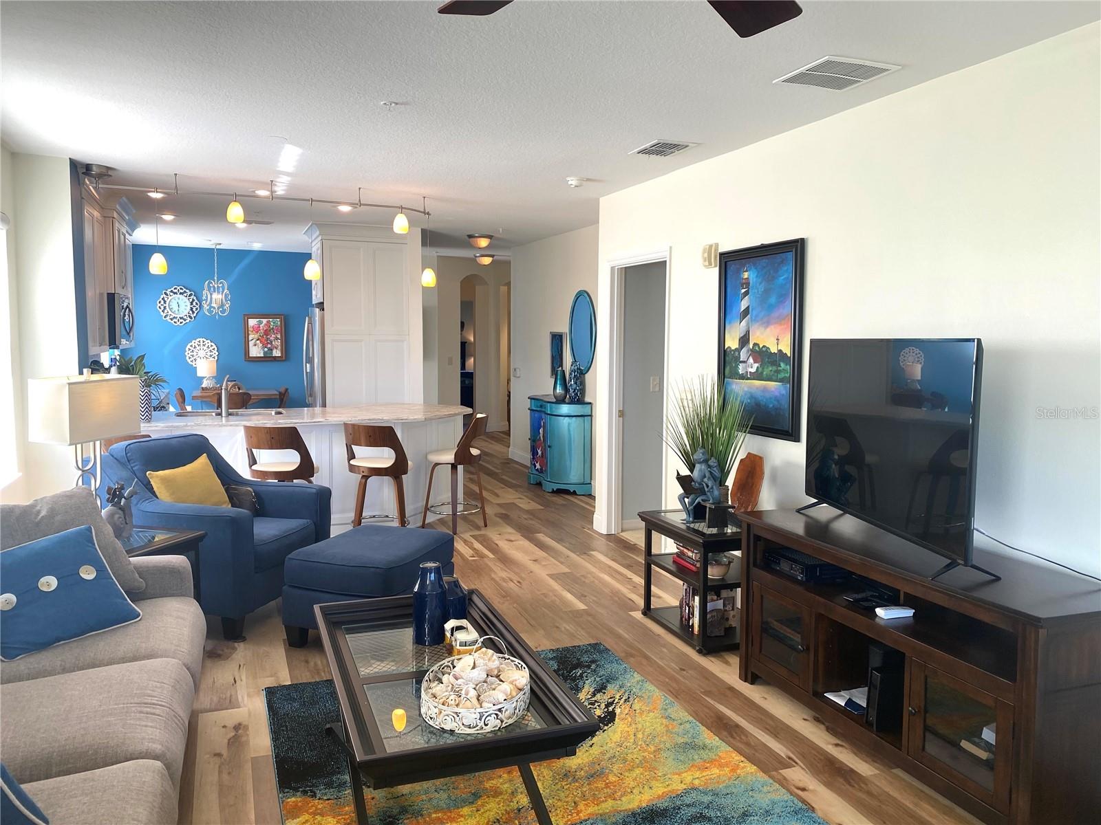 CANOPY WALK PH 7 - Residential