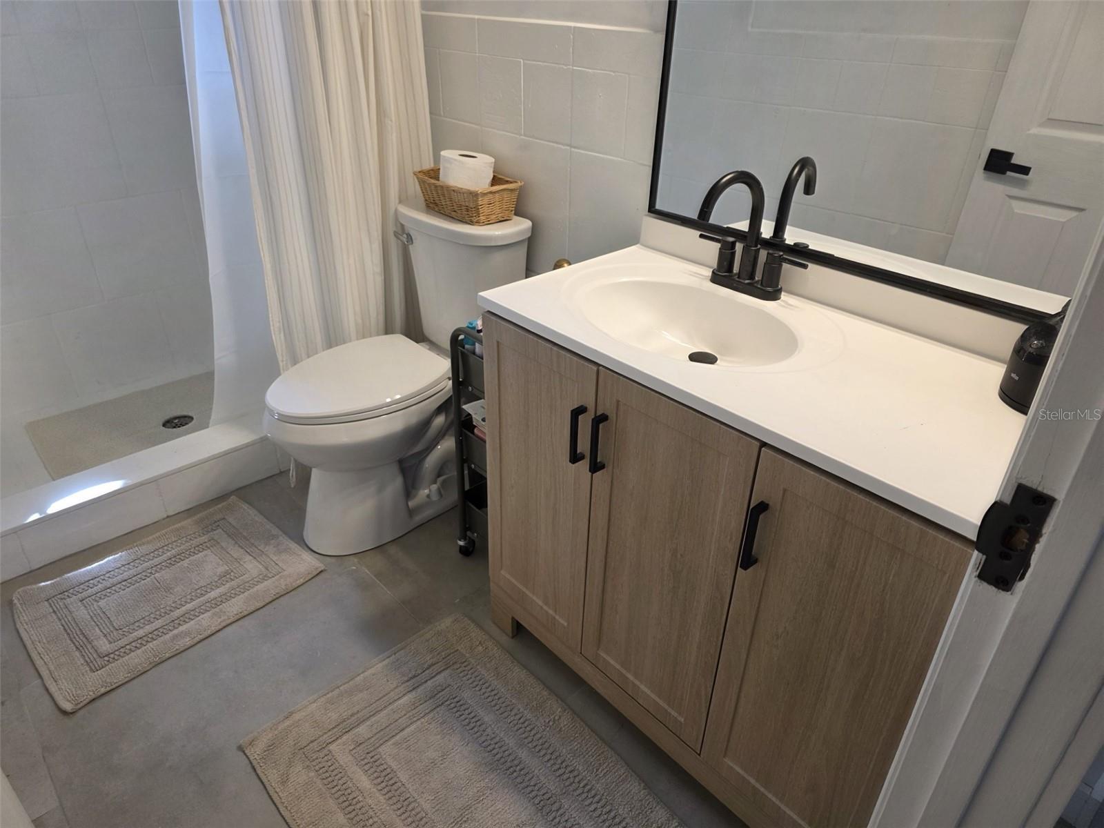 DUNEDIN ISLES 1 - Residential Lease