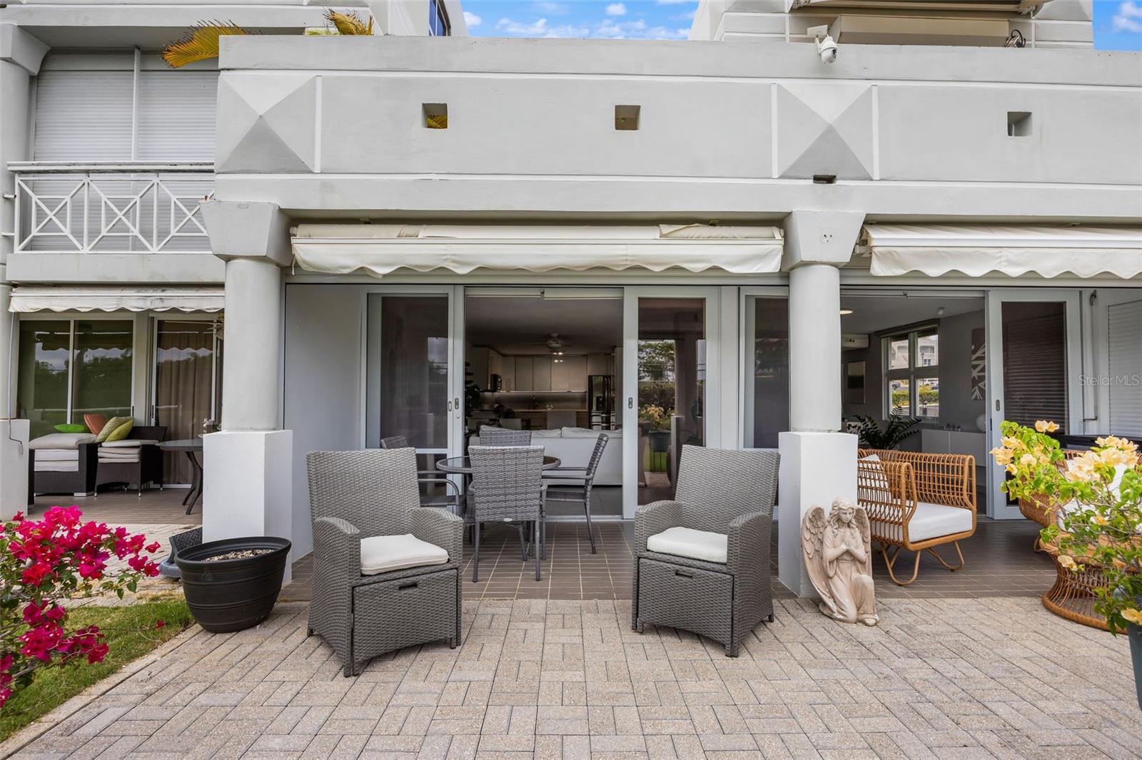 COSTA DORADA - Residential