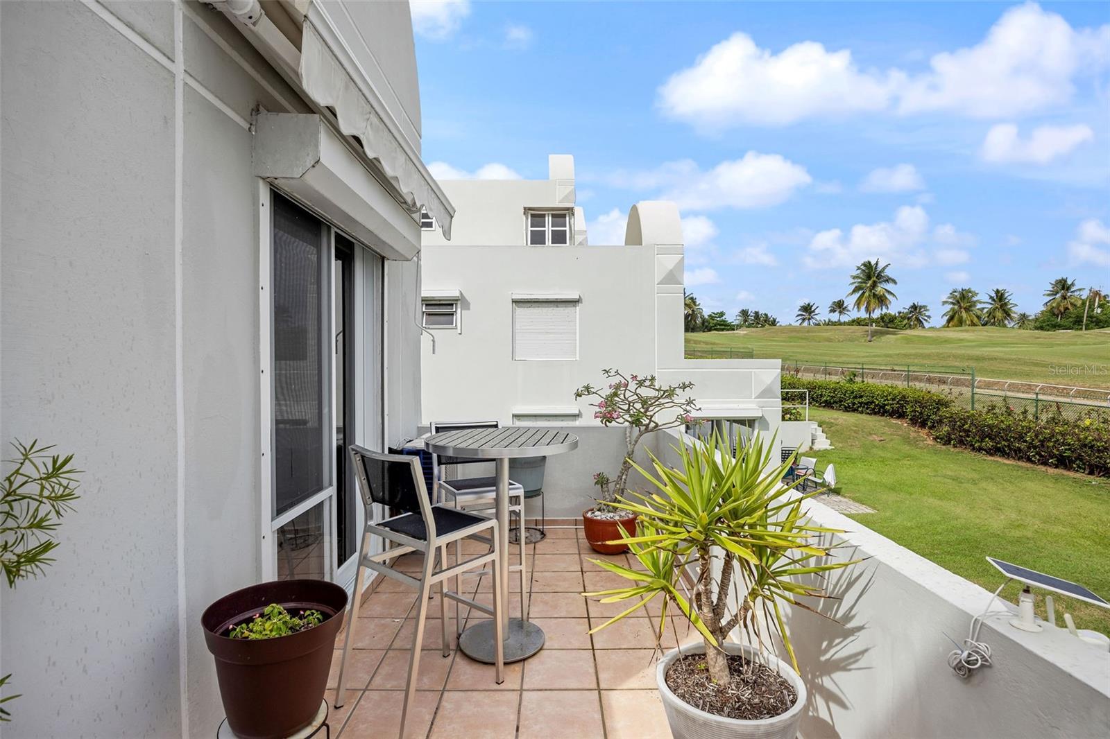 COSTA DORADA - Residential