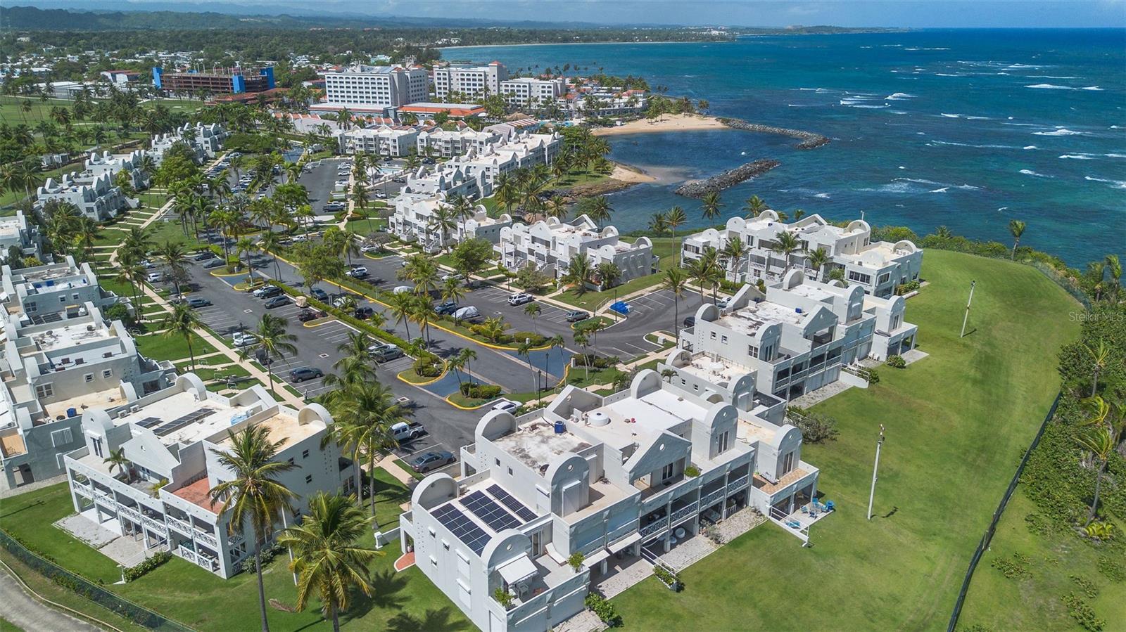 COSTA DORADA - Residential