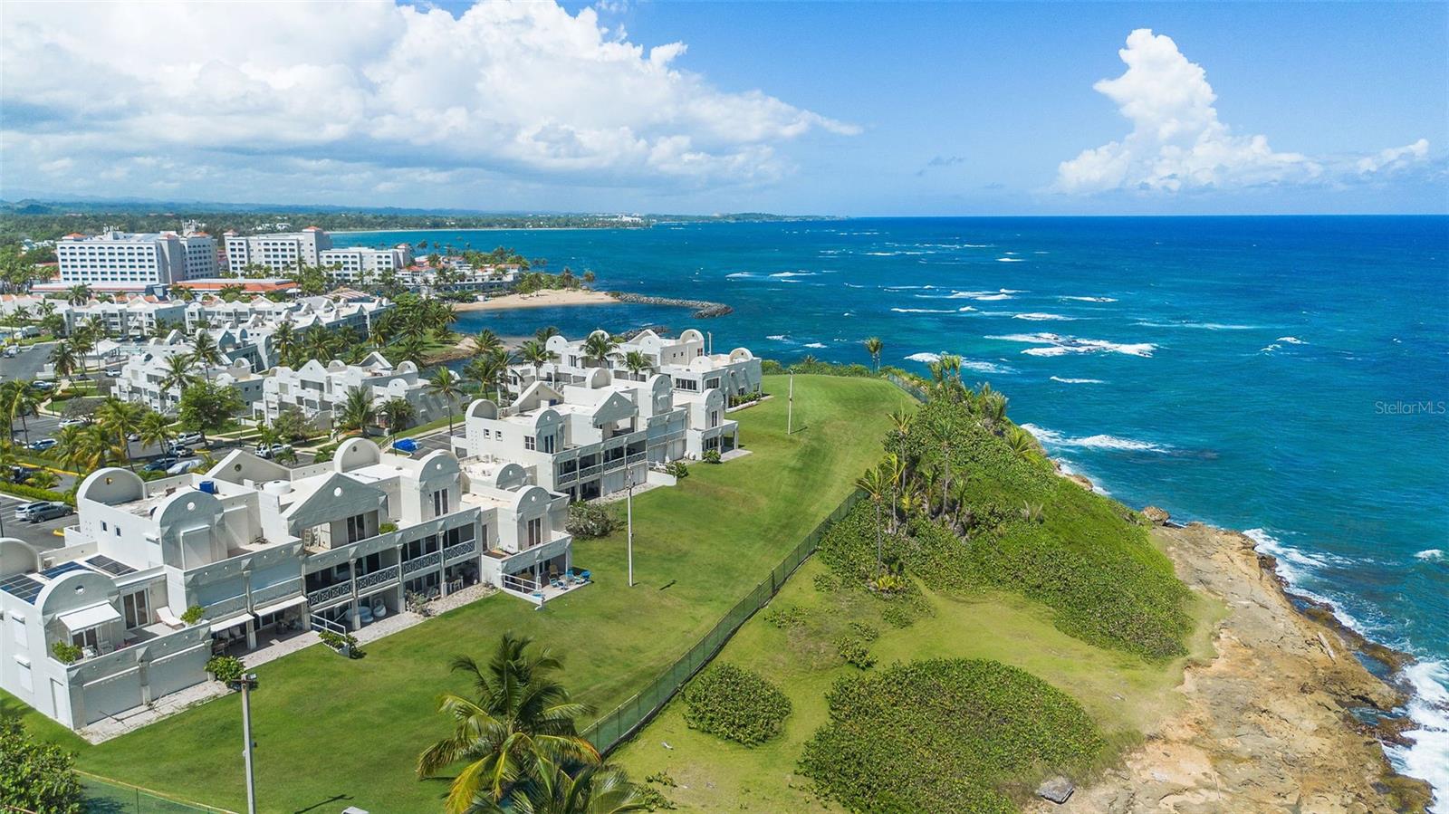 COSTA DORADA - Residential