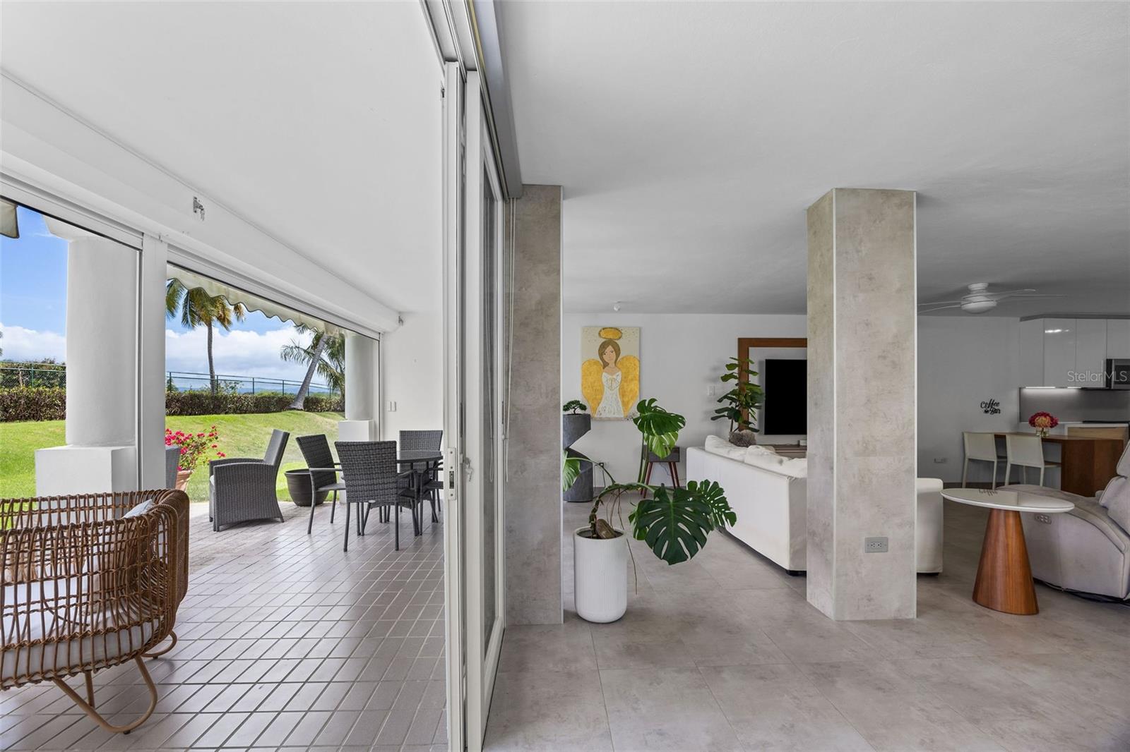 COSTA DORADA - Residential