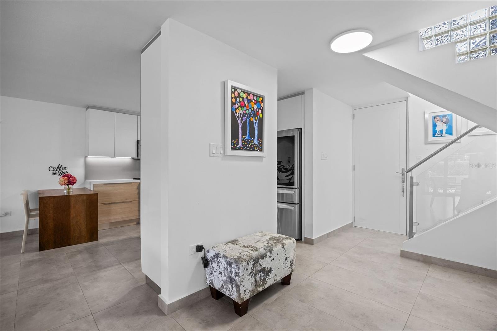 COSTA DORADA - Residential