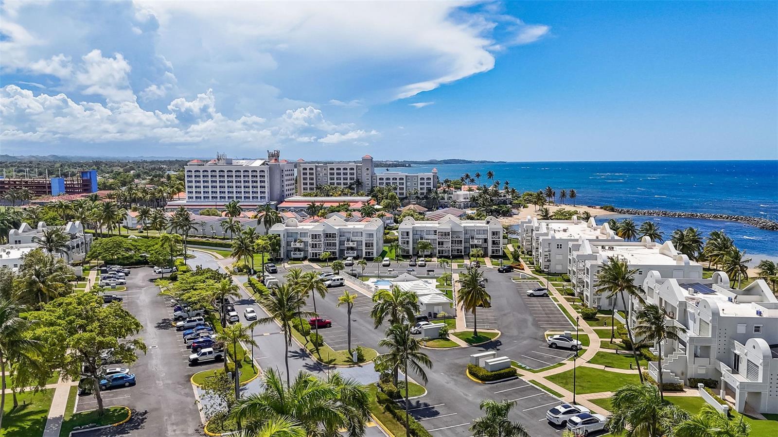 COSTA DORADA - Residential