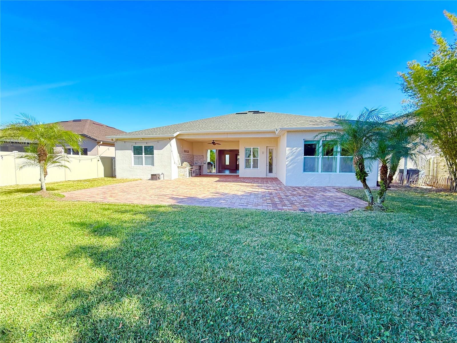 POINTE/HUNTERS CRK - Residential