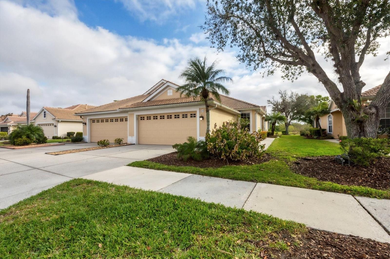 HERON CREEK - Residential