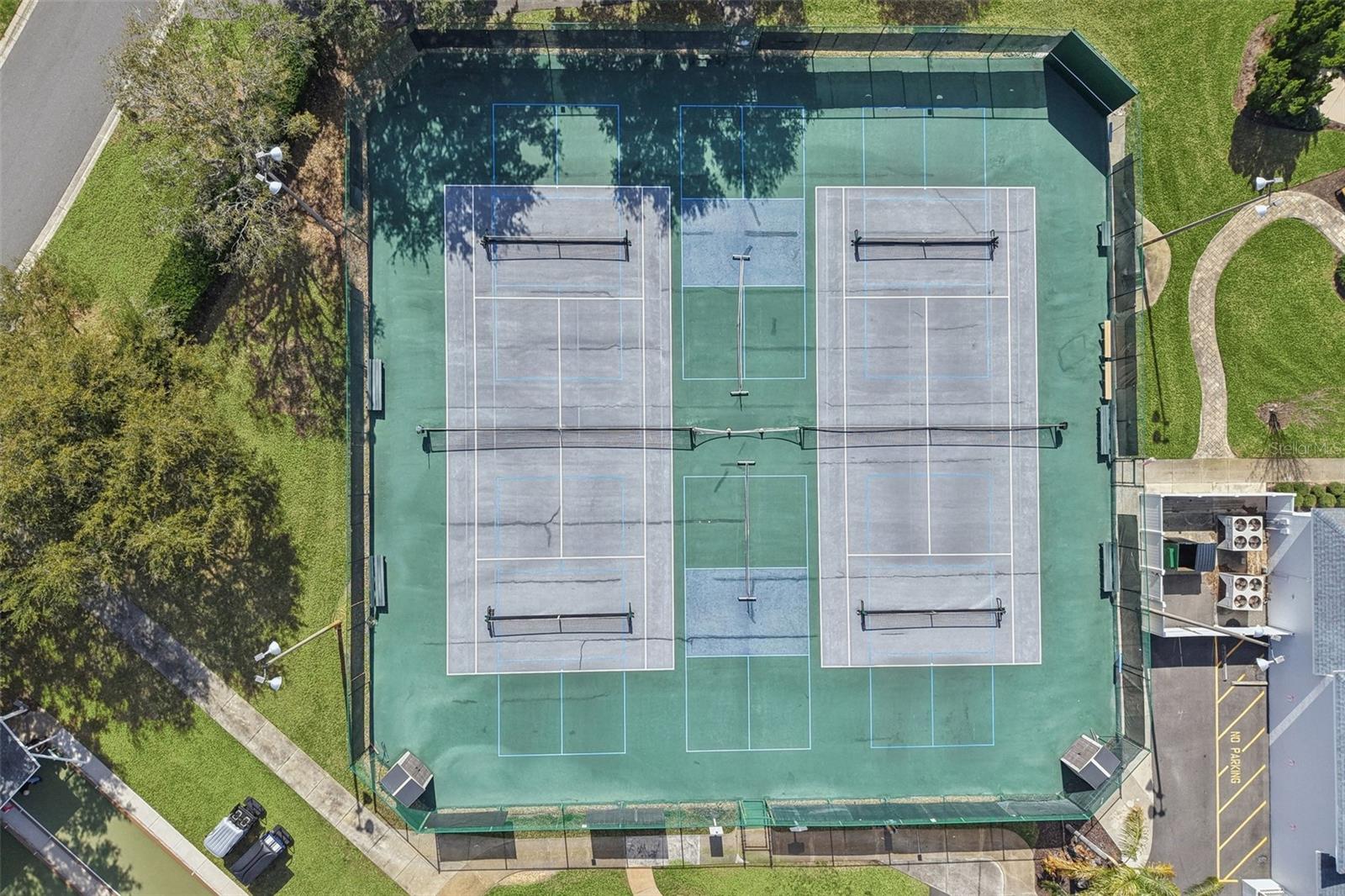 TAVARES ROYAL HARBOR PH 02 LT 179 - Residential