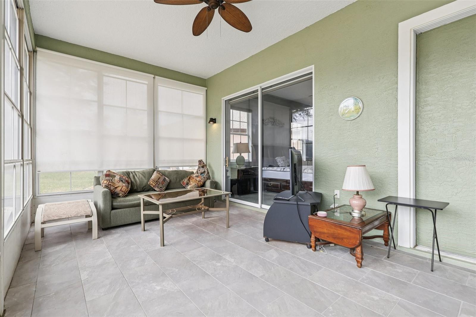 TAVARES ROYAL HARBOR PH 02 LT 179 - Residential