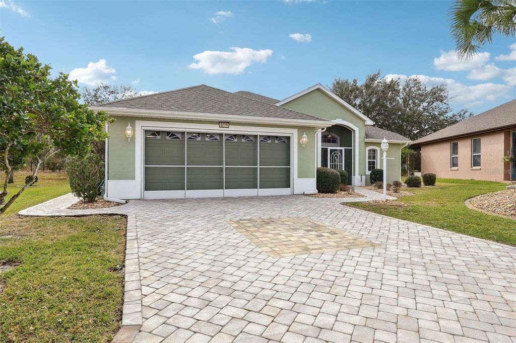 Photo of 5279 Indian Ocean Loop, Tavares, FL 32778 (MLS # G5108034)