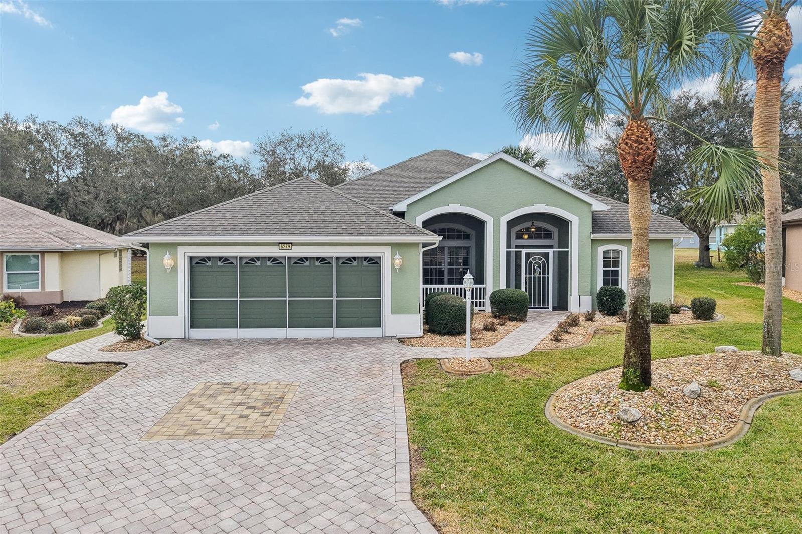 TAVARES ROYAL HARBOR PH 02 LT 179 - Residential