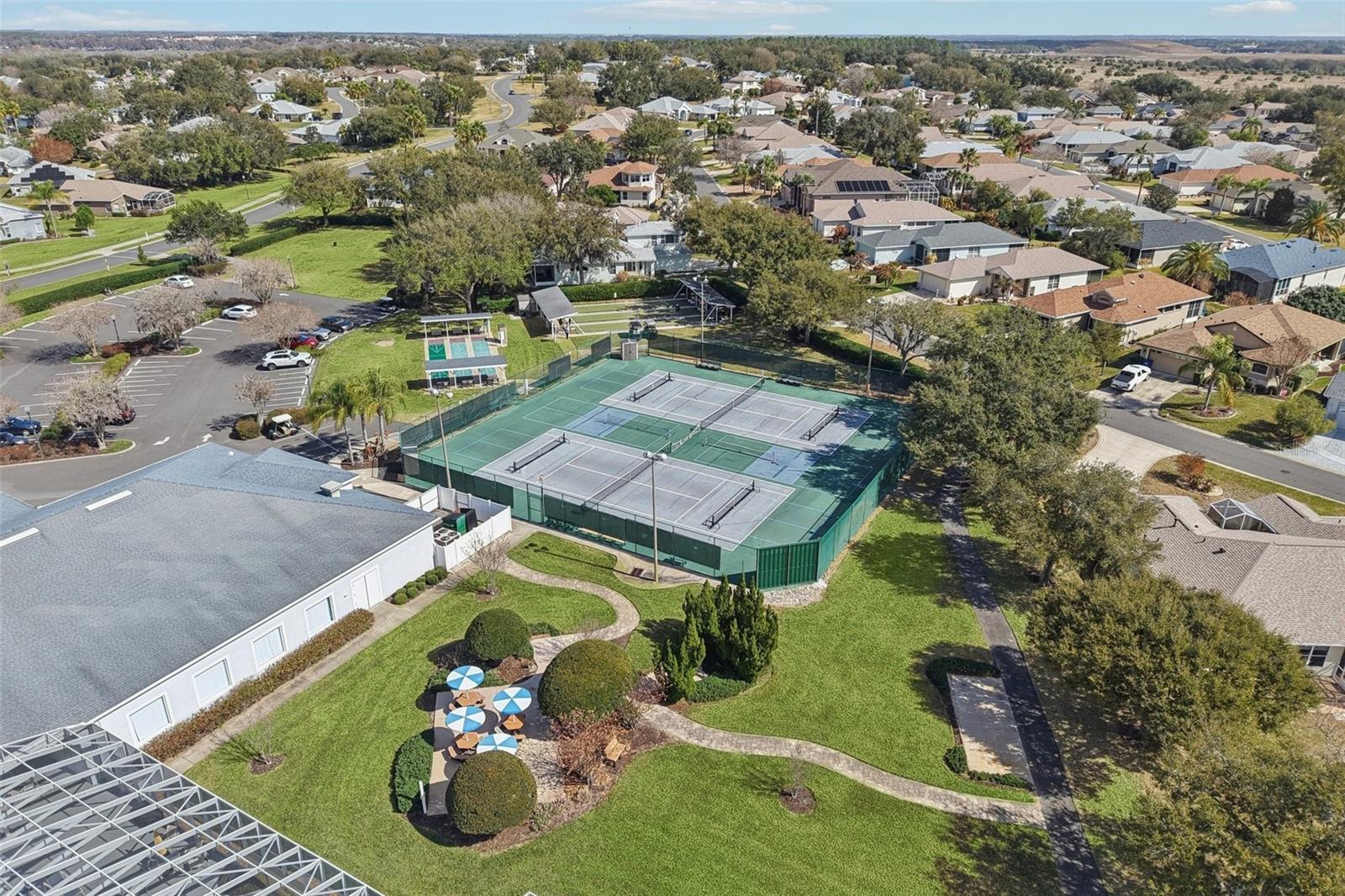 TAVARES ROYAL HARBOR PH 02 LT 179 - Residential