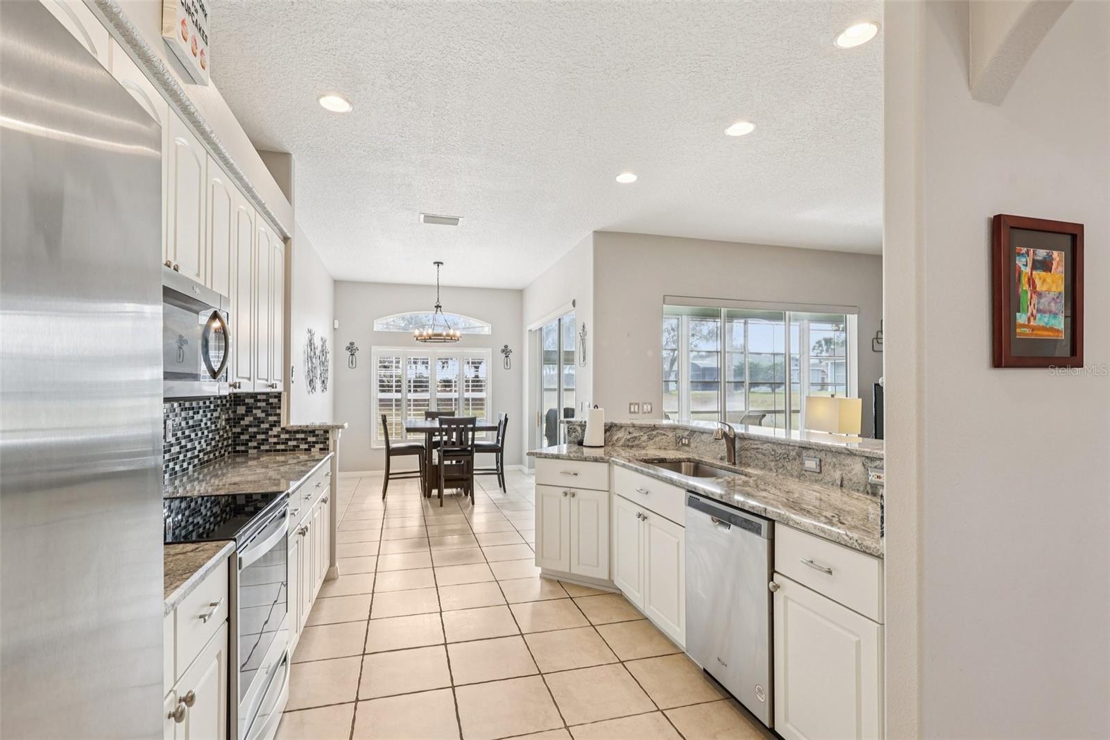 TAVARES ROYAL HARBOR PH 02 LT 179 - Residential