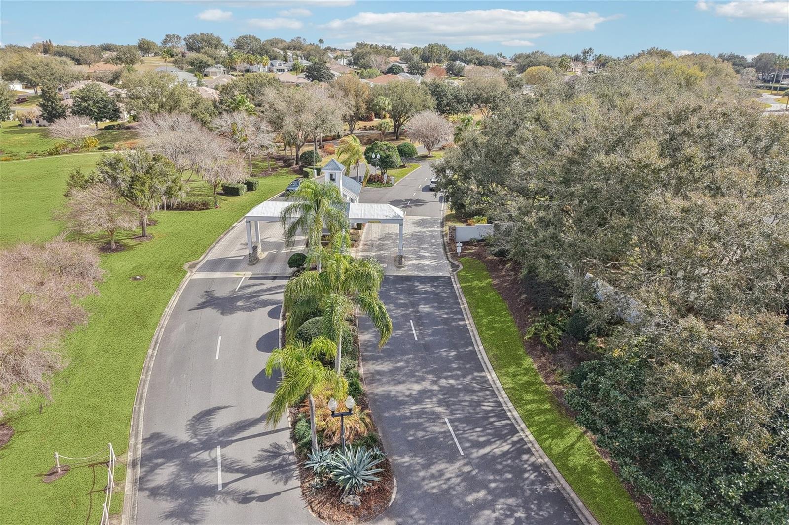 TAVARES ROYAL HARBOR PH 02 LT 179 - Residential