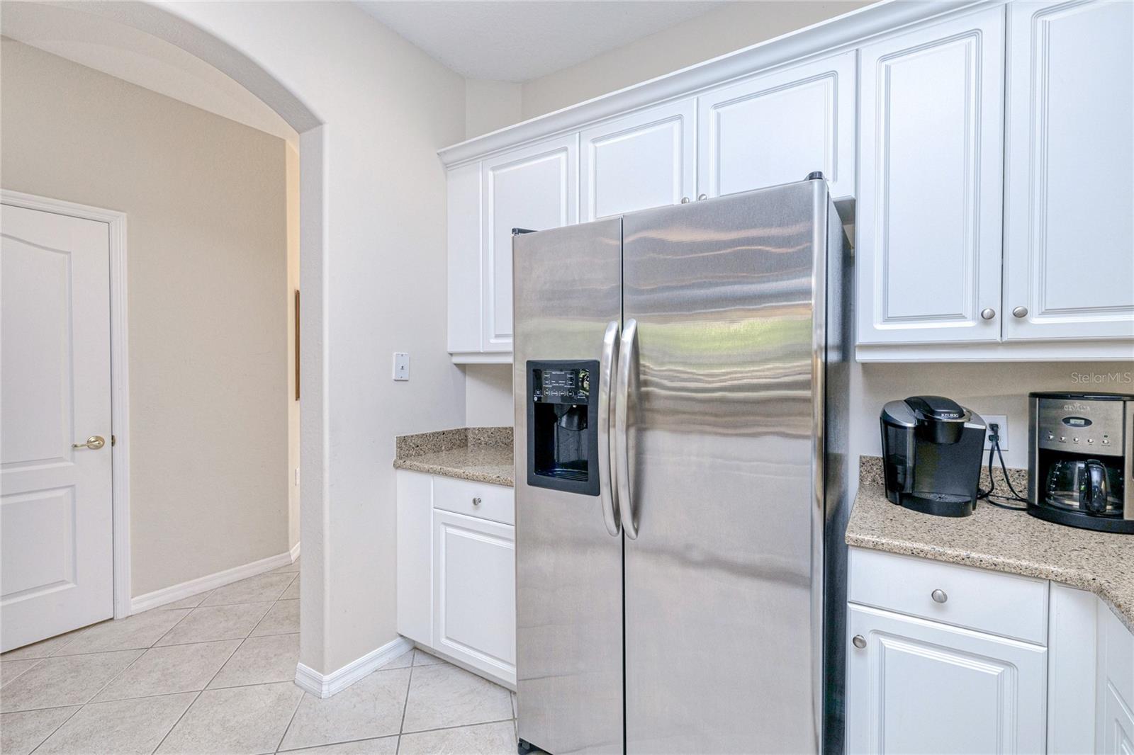 3211 COTTONWOOD BEND 702