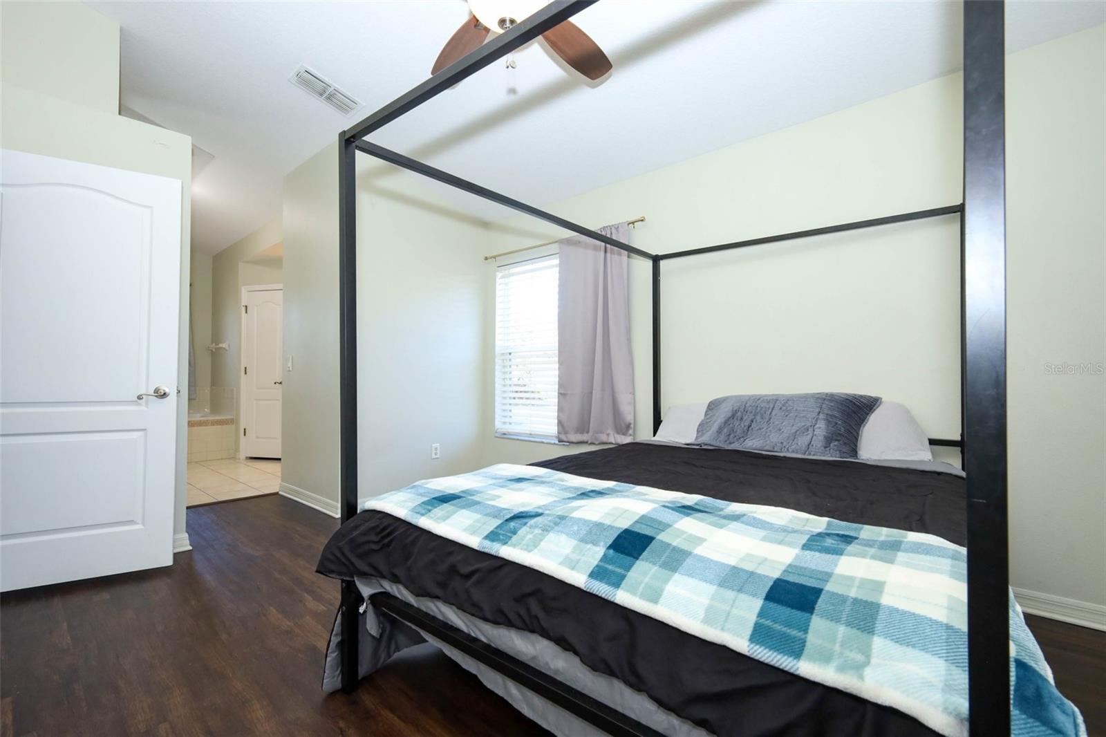 LEESBURG SLEEPY HOLLOW FIRST ADD - Residential