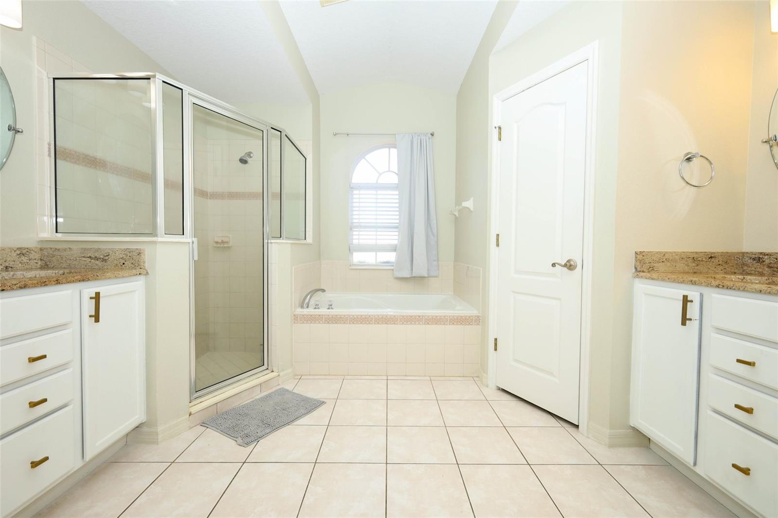 LEESBURG SLEEPY HOLLOW FIRST ADD - Residential