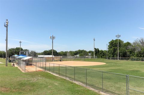 Tiny photo for 200 Patrice Hope Street, Leesburg, FL 34748 (MLS # O6370034)