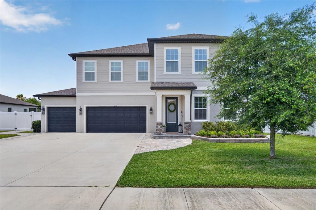 Photo of 1112 Pearl Tree Road, Deltona, FL 32725 (MLS # O6415030)
