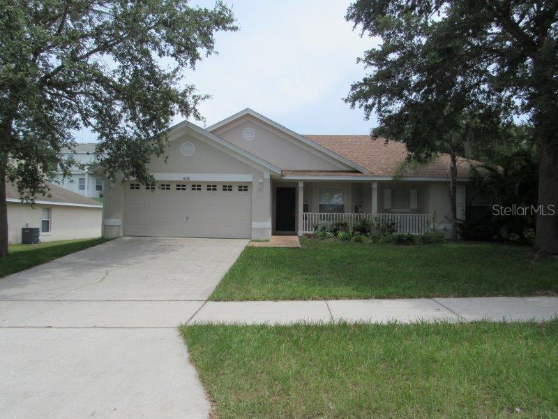 Welcome to Highland Oaks, one of Minneola’s most desirable communities just outside of Clermont! This beautifully maintained home offers the perfect combination of comfort, style, and convenience. Featuring 3 bedrooms, 2 bathrooms, with tile in main living areas, this home is ideal for families or professionals seeking a peaceful retreat with easy access to city amenities.
Enjoy a modern kitchen with stainless steel appliances and plenty of cabinet space. The primary suite boasts a walk-in closet and a private en-suite bathroom. Step outside to a generous backyard, perfect for relaxing, entertaining, or enjoying Florida’s year-round sunshine.
Highland Oaks is located just minutes from Clermont’s popular dining, shopping, and recreational hotspots, and with quick access to Hwy 27 and the Florida Turnpike, commuting is a breeze. *Rentspree applications will not be accepted.
This is an Owner managed property.