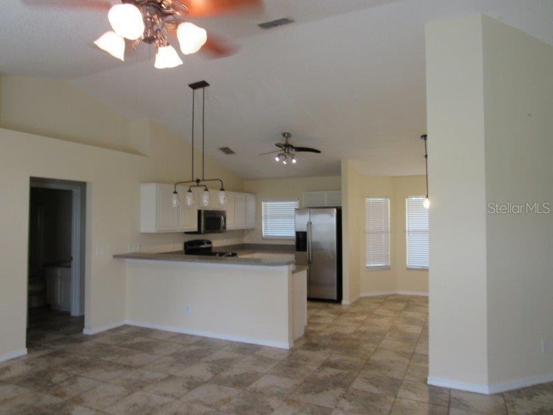 MINNEOLA HIGHLAND OAKS PH 02 LT 01 PB 52 - Residential Lease