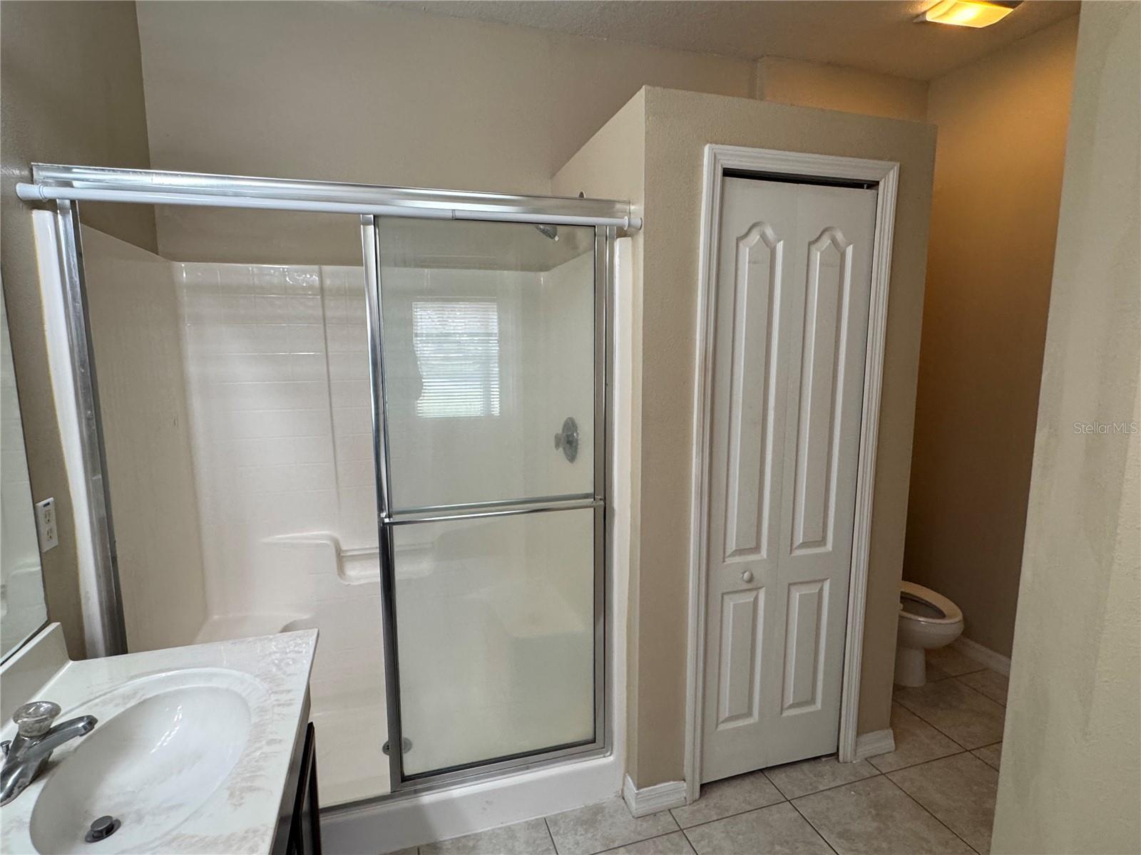 LAS CASCADA PH 01 - Residential Lease