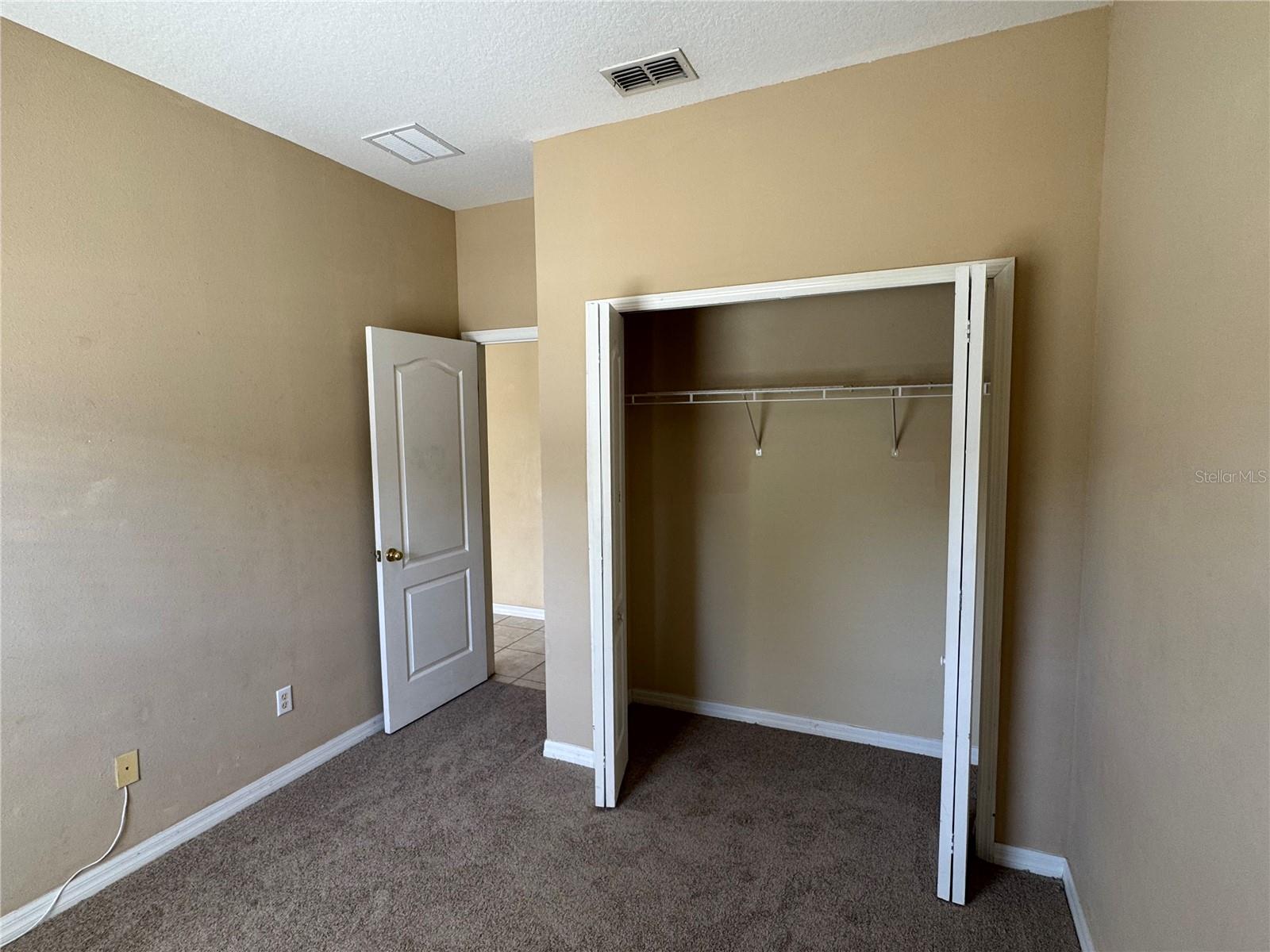 LAS CASCADA PH 01 - Residential Lease