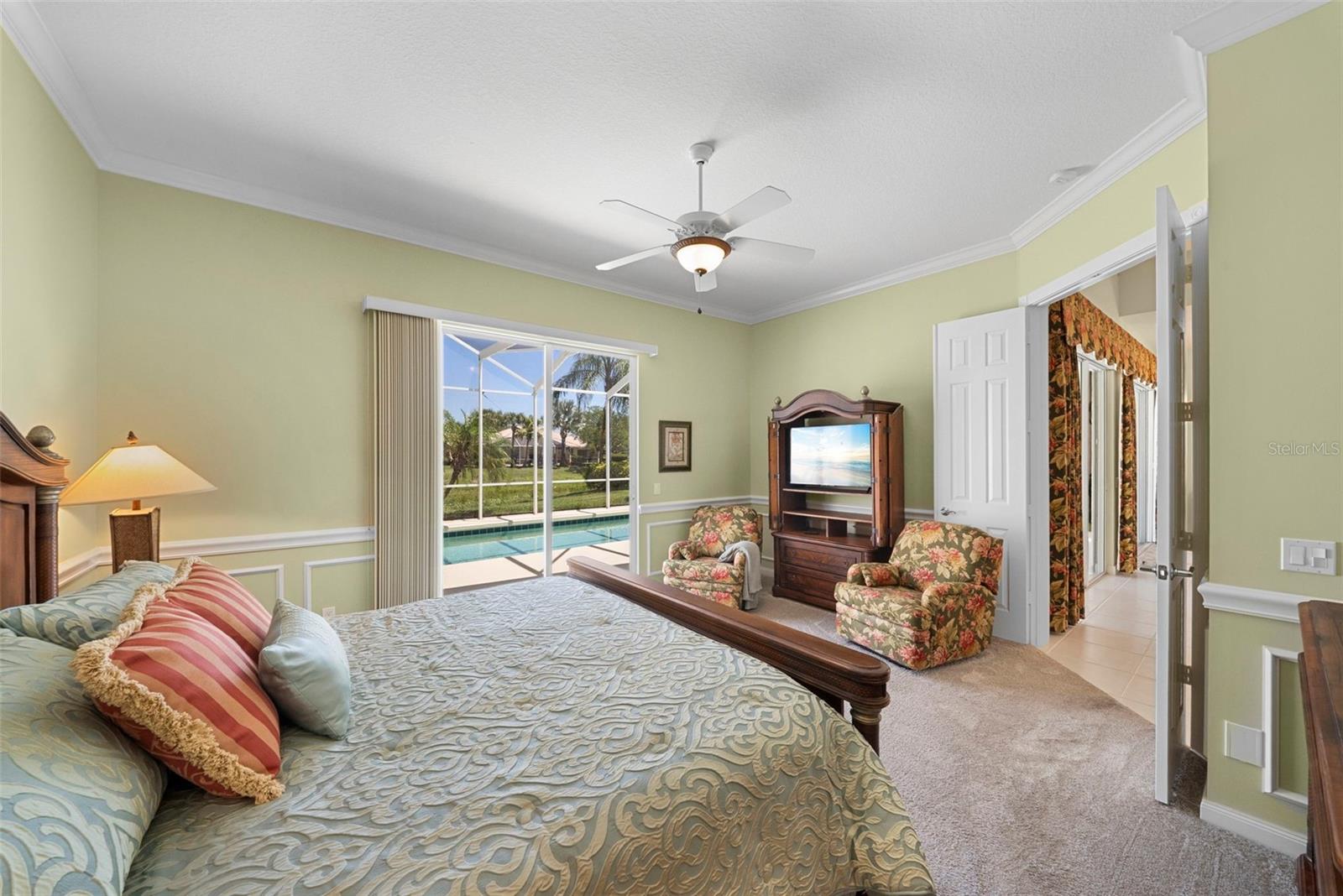 VILLAGEWALK - Residential