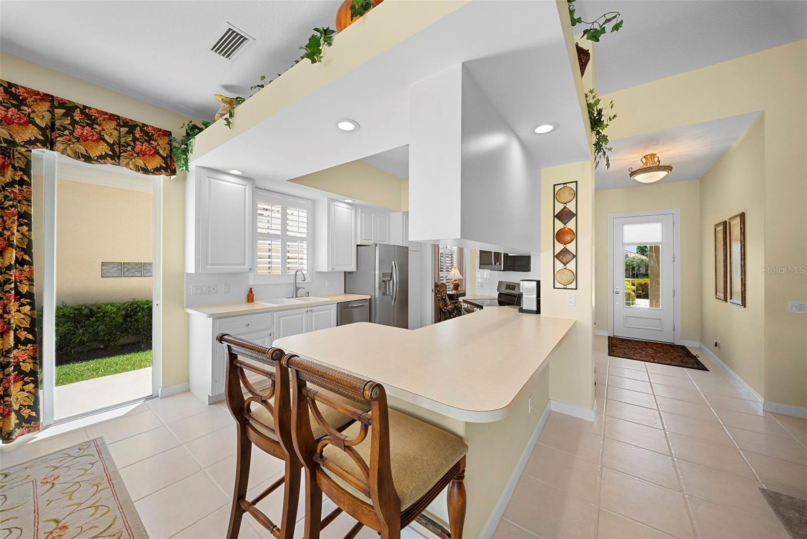 VILLAGEWALK - Residential