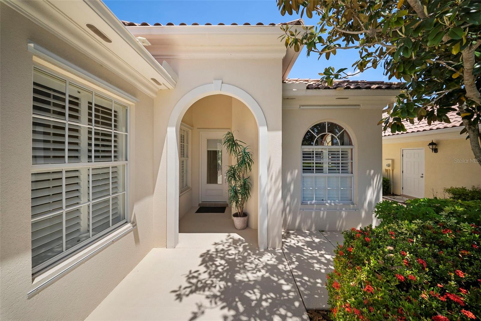 VILLAGEWALK - Residential