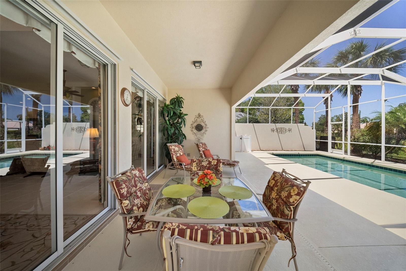 VILLAGEWALK - Residential