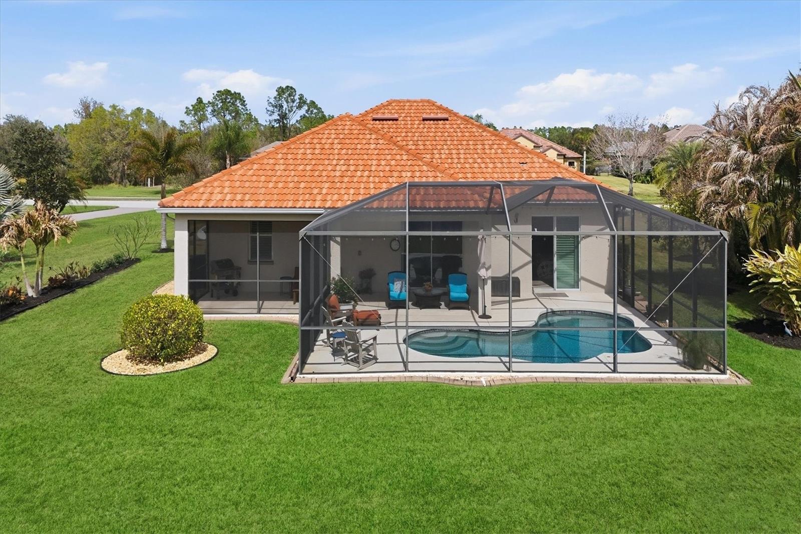 TWIN RIVERS - Residential