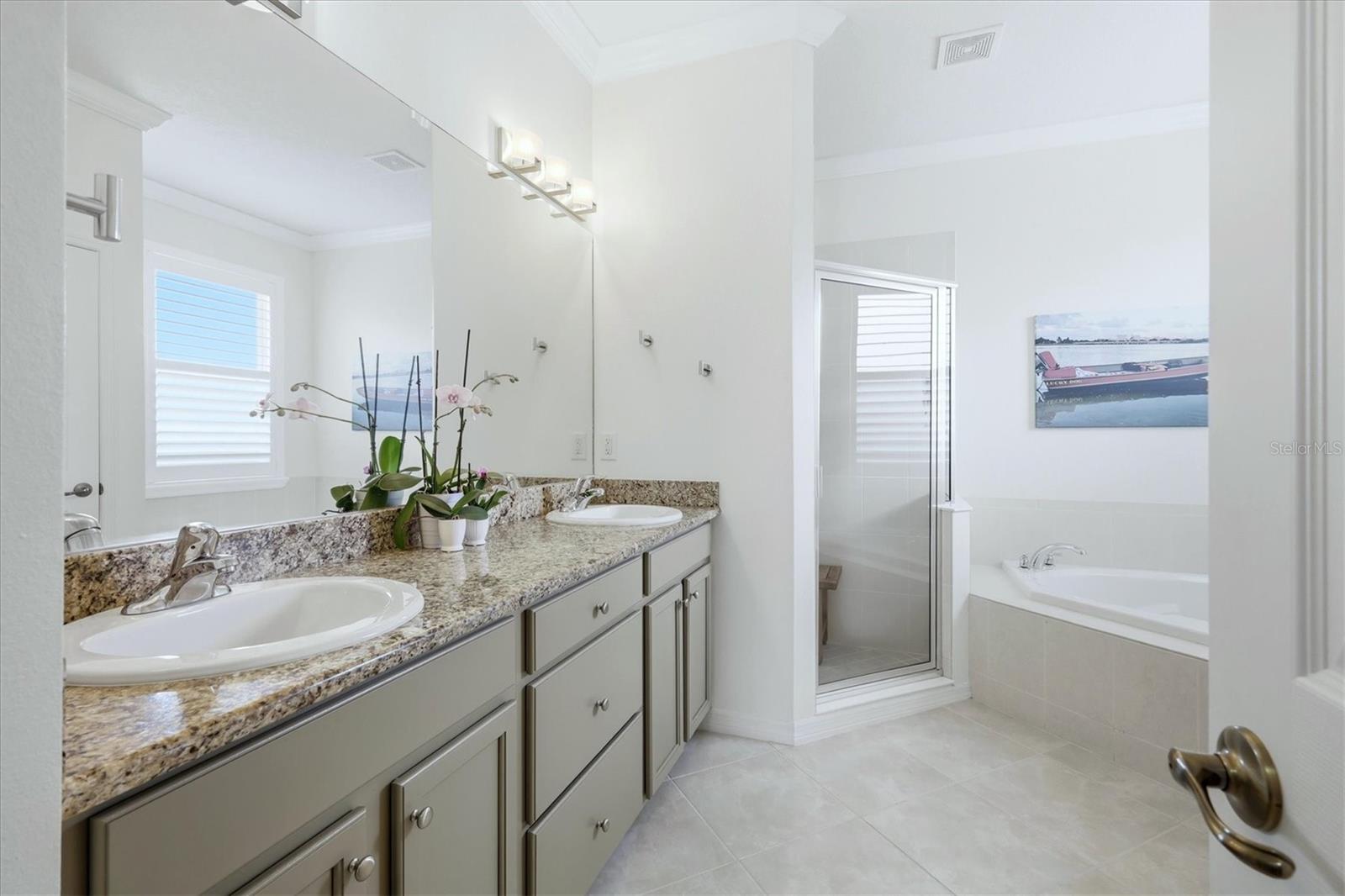 TWIN RIVERS - Residential