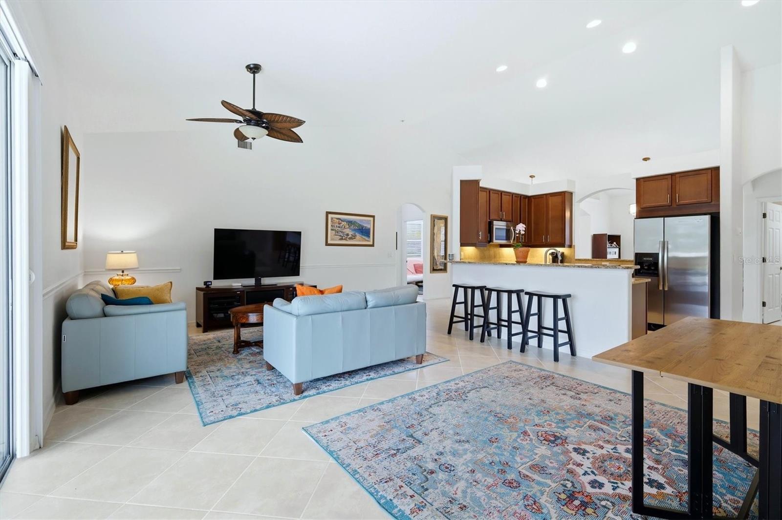 TWIN RIVERS - Residential