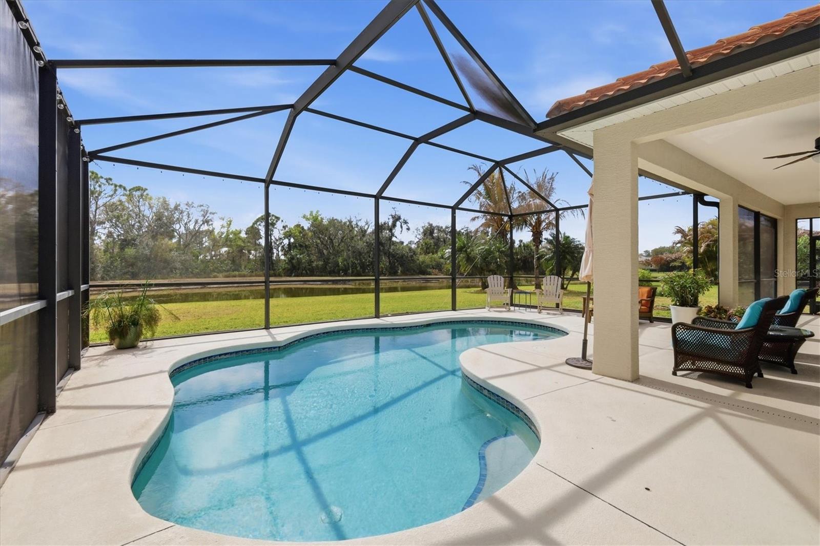 TWIN RIVERS - Residential