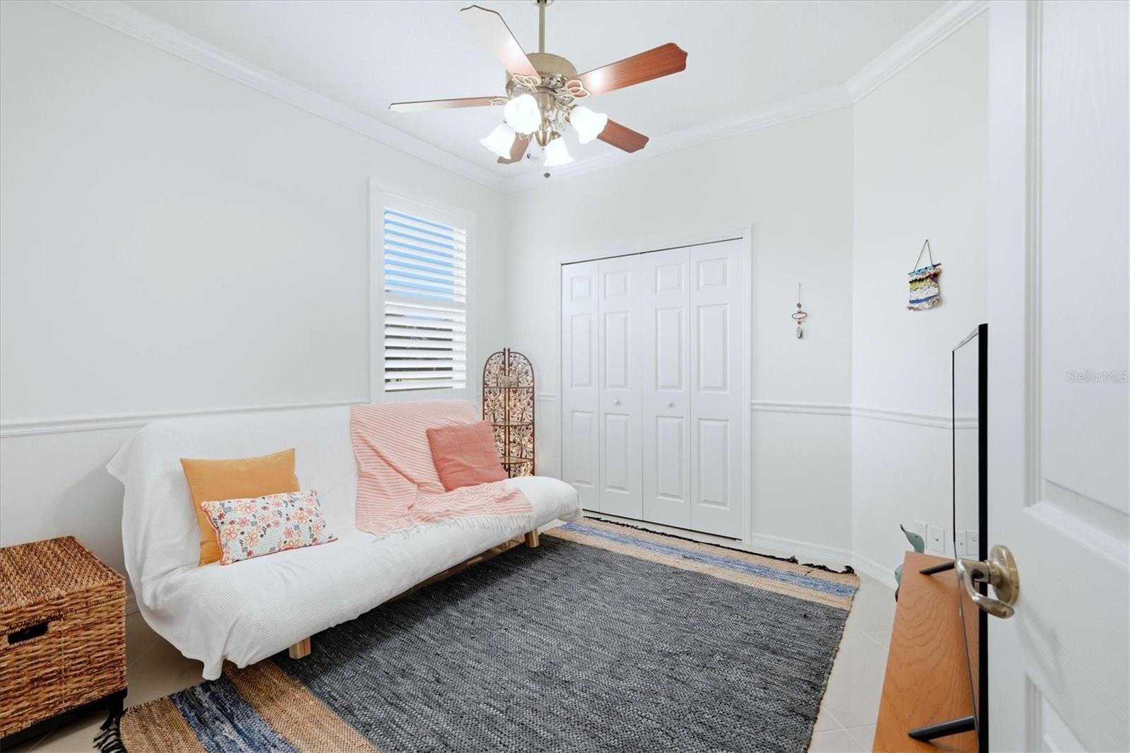 TWIN RIVERS - Residential