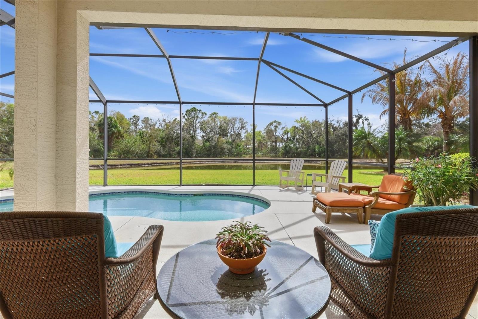 TWIN RIVERS - Residential