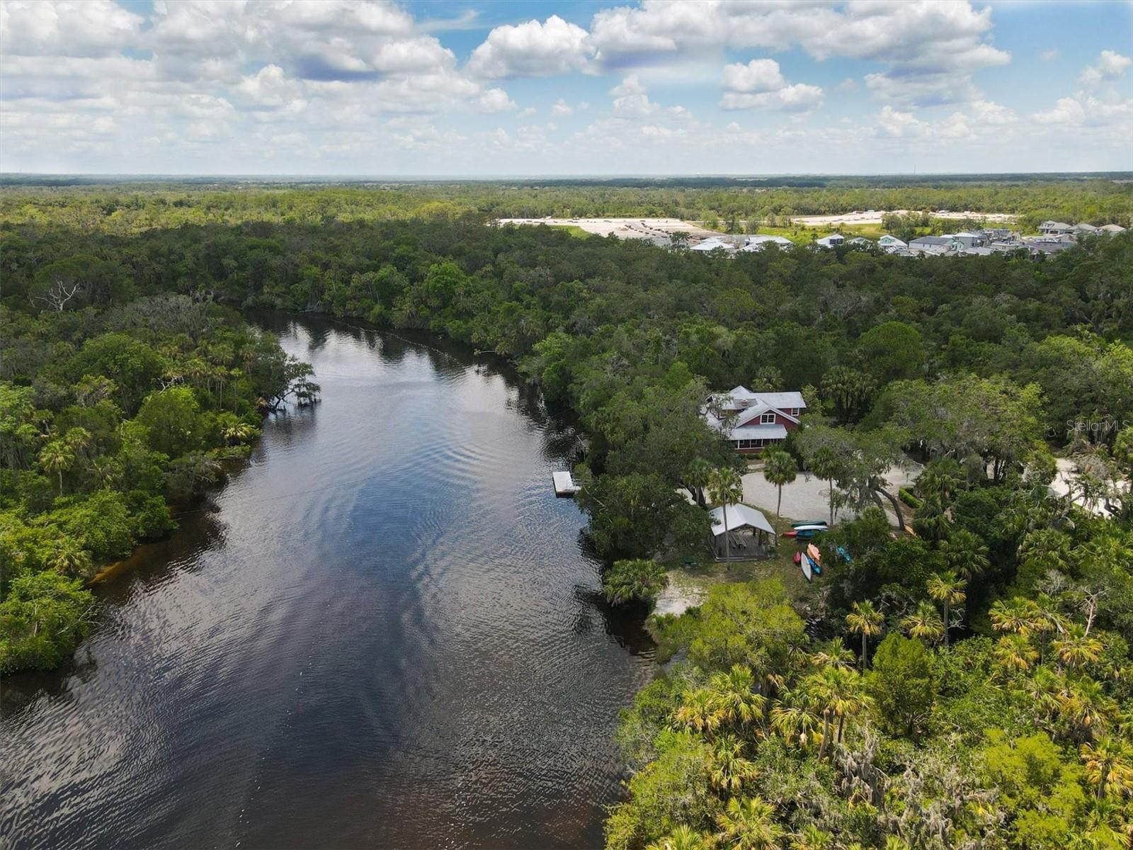 TWIN RIVERS - Residential