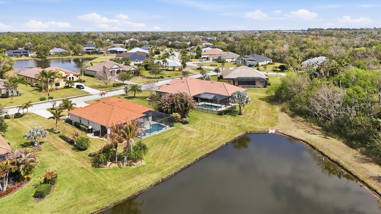 TWIN RIVERS - Residential