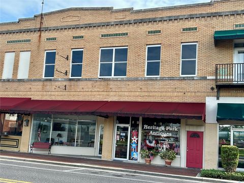 208 W MAIN STREET WAUCHULA FL 33873