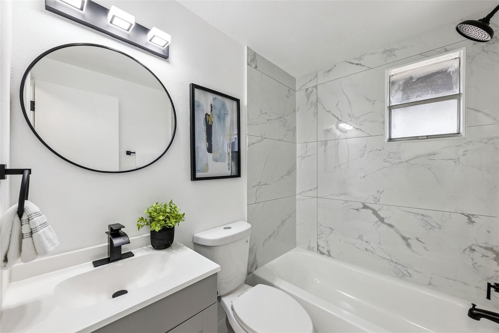 DELTONA LAKES UNIT 05 - Residential