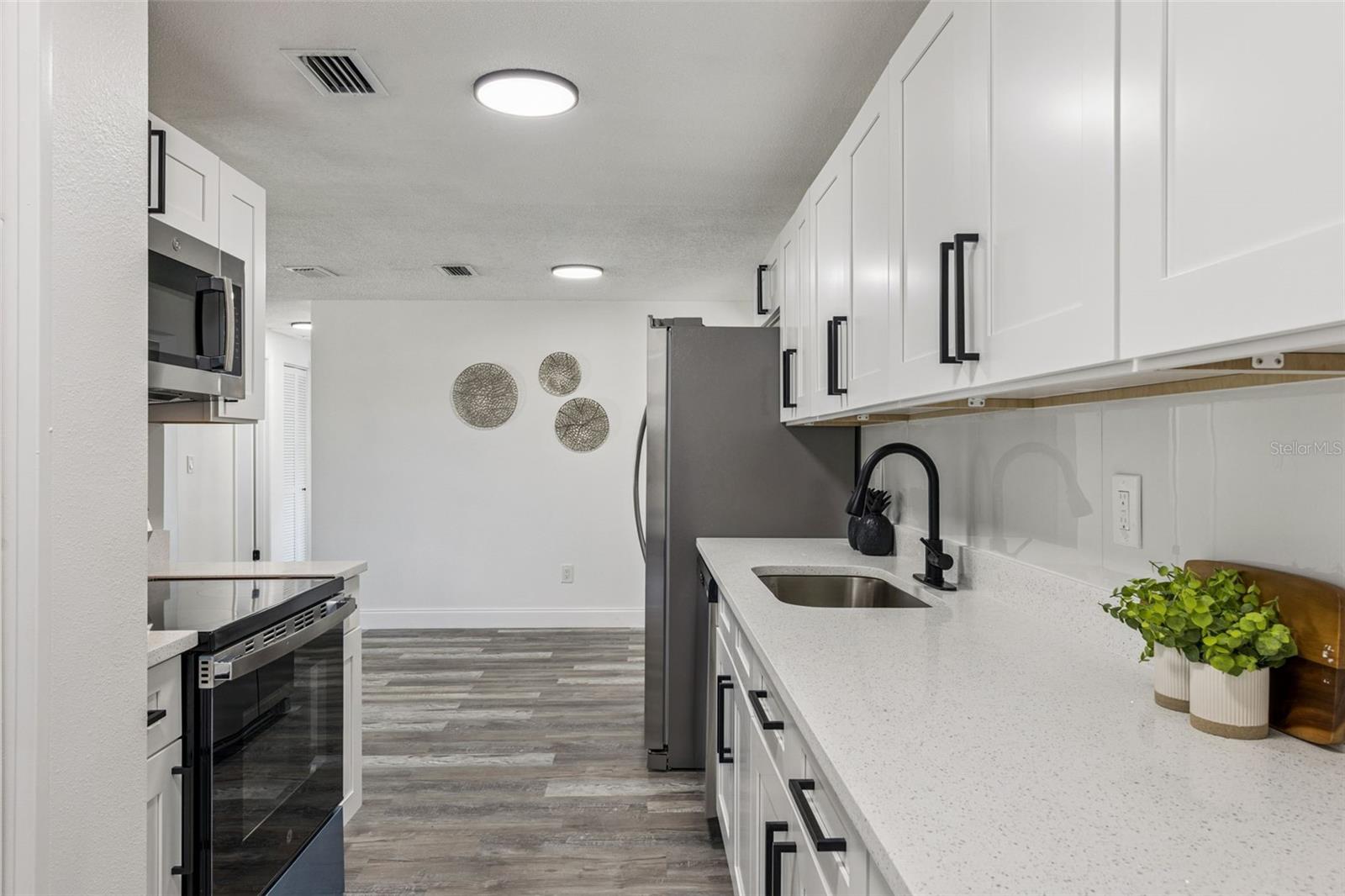 DELTONA LAKES UNIT 05 - Residential